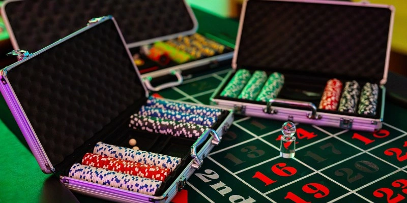 GIẢI ĐÁP: Vì Sao Nên Tải Hitclub Thay Vì Chơi Trên Web? 3 Đánh giá tốc độ app so với trình duyệt